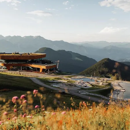 Ziller Delight With Balcony & Car Park - An Alpenluxus Appartement, Zillertal 公寓