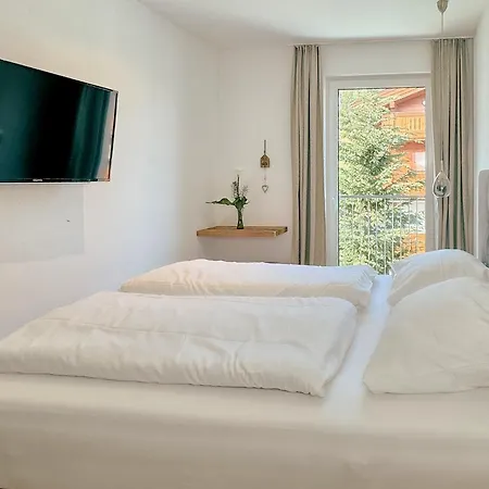 Ziller Delight With Balcony & Car Park - An Alpenluxus Appartement, Zillertal