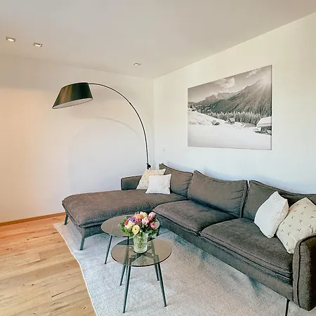 Ziller Delight - Stylish With Balcony & Mountain View *